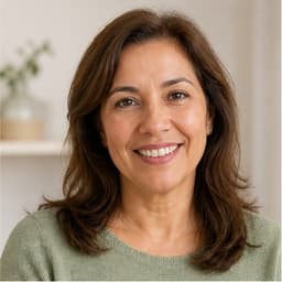 Retrato ilustrativo de Maria A., cliente do Óculos Inteligente 2V Pro.